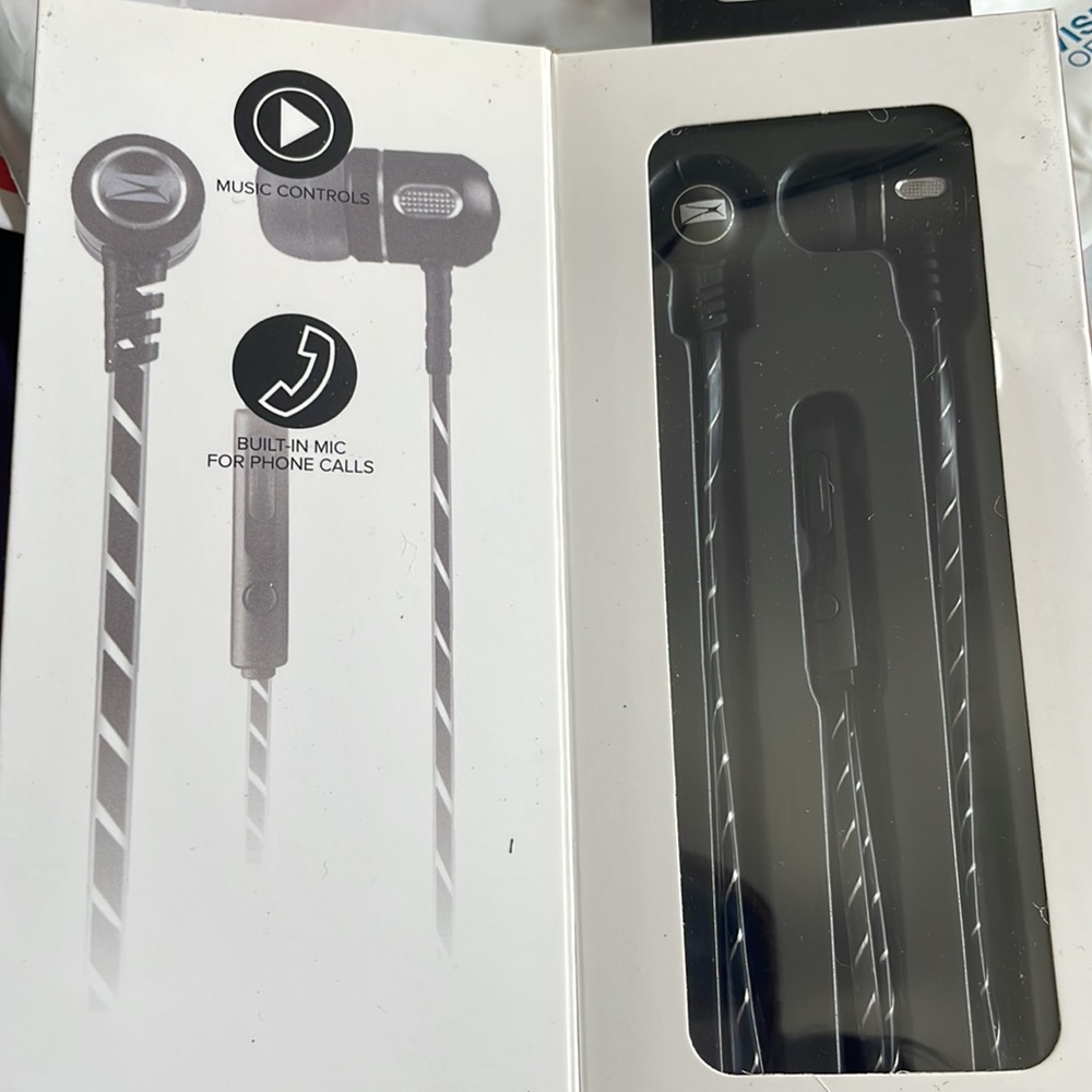 In ear metal headphones